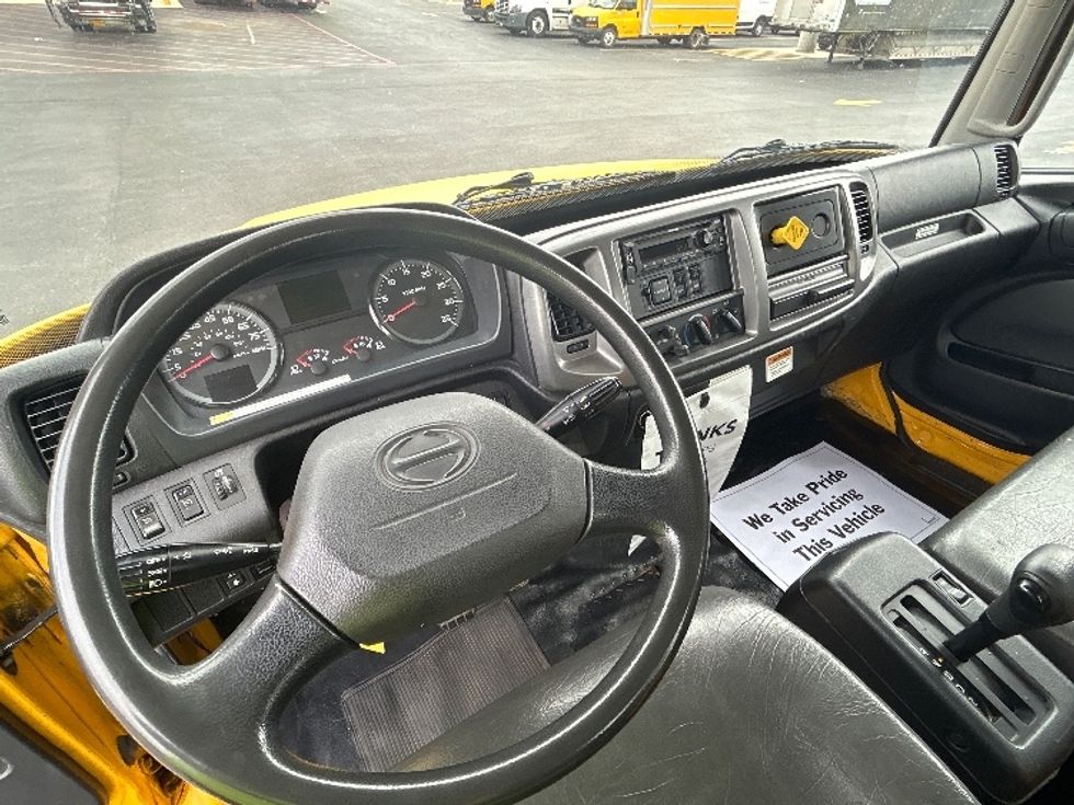 Flatbed Truck-Light and Medium Duty Trucks-Hino-2020-338-Lowell-AR-203,875\n\t\tmiles-$ 32,000 - Image 18