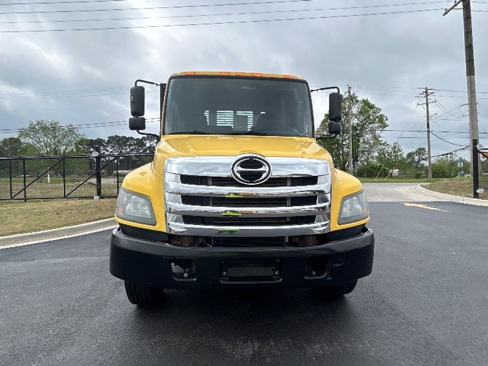 Flatbed Truck-Light and Medium Duty Trucks-Hino-2020-338-Lowell-AR-203,875\n\t\tmiles-$ 32,000 - Image 2