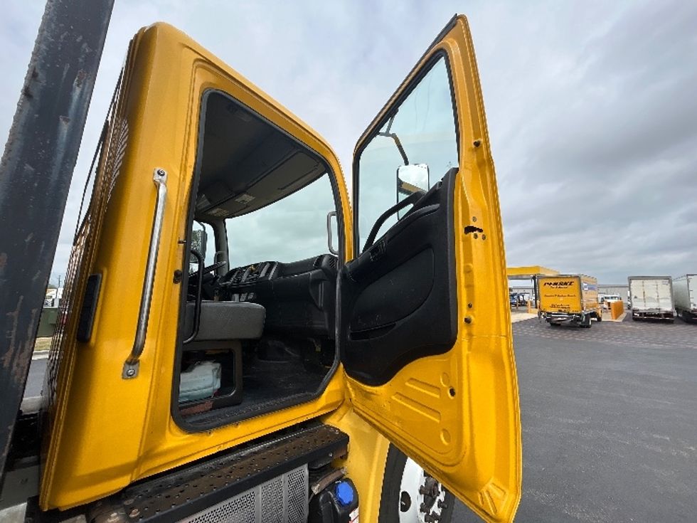 Flatbed Truck-Light and Medium Duty Trucks-Hino-2020-338-Lowell-AR-203,875\n\t\tmiles-$ 32,000 - Image 20