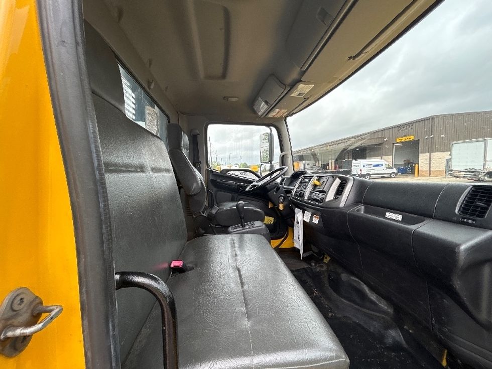 Flatbed Truck-Light and Medium Duty Trucks-Hino-2020-338-Lowell-AR-203,875\n\t\tmiles-$ 32,000 - Image 22