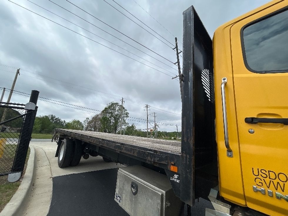 Flatbed Truck-Light and Medium Duty Trucks-Hino-2020-338-Lowell-AR-203,875\n\t\tmiles-$ 32,000 - Image 26