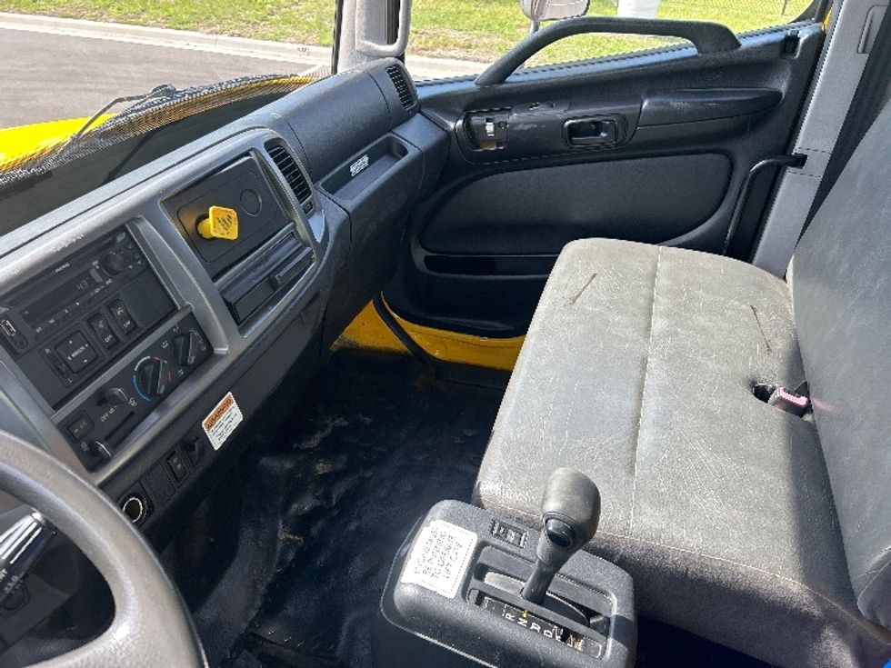 Flatbed Truck-Light and Medium Duty Trucks-Hino-2020-338-Miami-FL-144,880\n\t\tmiles-$ 42,750 - Image 18