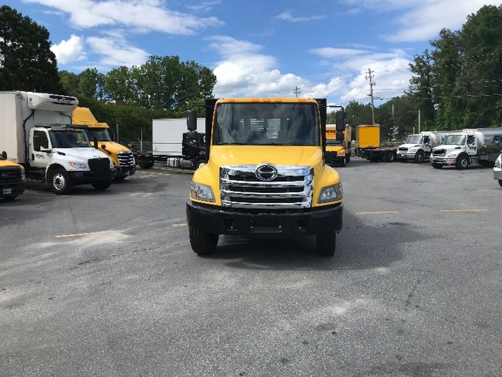 Flatbed Truck-Light and Medium Duty Trucks-Hino-2020-338-Norcross-GA-177,728\n\t\tmiles-$ 49,000 - Image 2