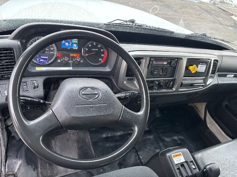 Flatbed Truck-Light and Medium Duty Trucks-Hino-2020-338-North Bergen-NJ-132,230\n\t\tmiles-$ 45,250 - Image 16