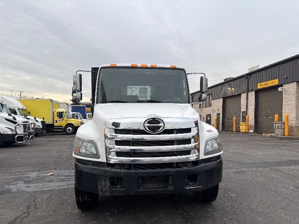 Flatbed Truck-Light and Medium Duty Trucks-Hino-2020-338-North Bergen-NJ-132,230\n\t\tmiles-$ 45,250 - Image 2