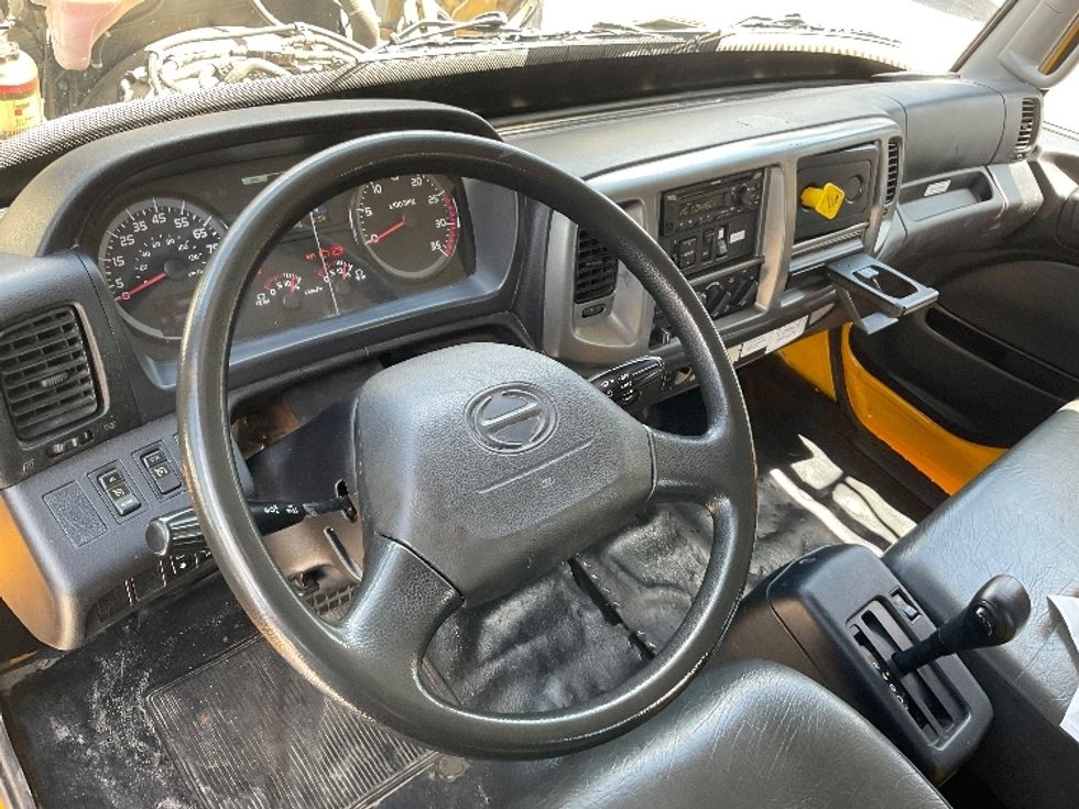 Flatbed Truck-Light and Medium Duty Trucks-Hino-2020-338-Tampa-FL-139,774\n\t\tmiles-$ 46,500 - Image 17