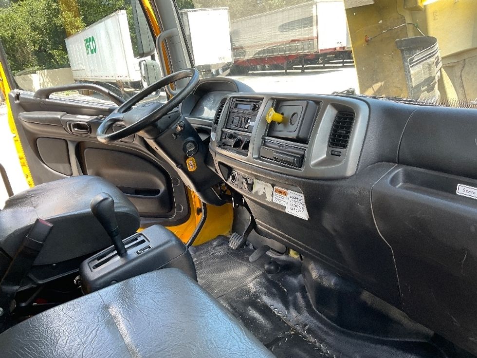 Flatbed Truck-Light and Medium Duty Trucks-Hino-2020-338-Tampa-FL-139,774\n\t\tmiles-$ 46,500 - Image 22