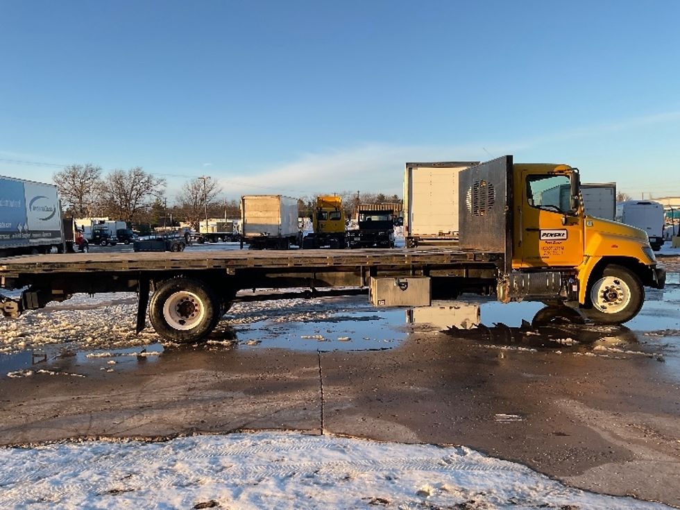 Flatbed Truck-Light and Medium Duty Trucks-Hino-2020-338-Traverse City-MI-114,189\n\t\tmiles-$ 50,250 - Image 15