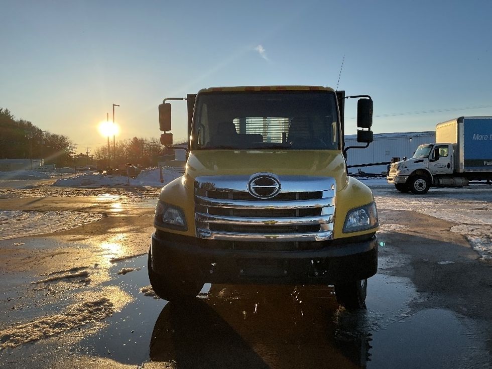 Flatbed Truck-Light and Medium Duty Trucks-Hino-2020-338-Traverse City-MI-114,189\n\t\tmiles-$ 50,250 - Image 2