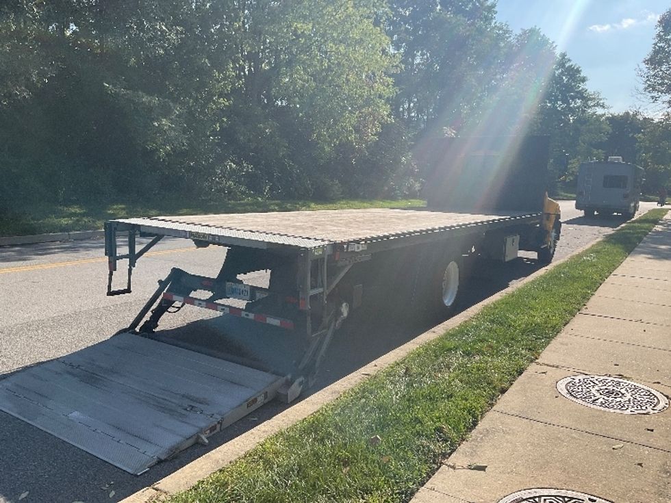 Flatbed Truck-Light and Medium Duty Trucks-Hino-2023-L6-King Of Prussia-PA-36,617\n\t\tmiles-$ 82,000 - Image 13