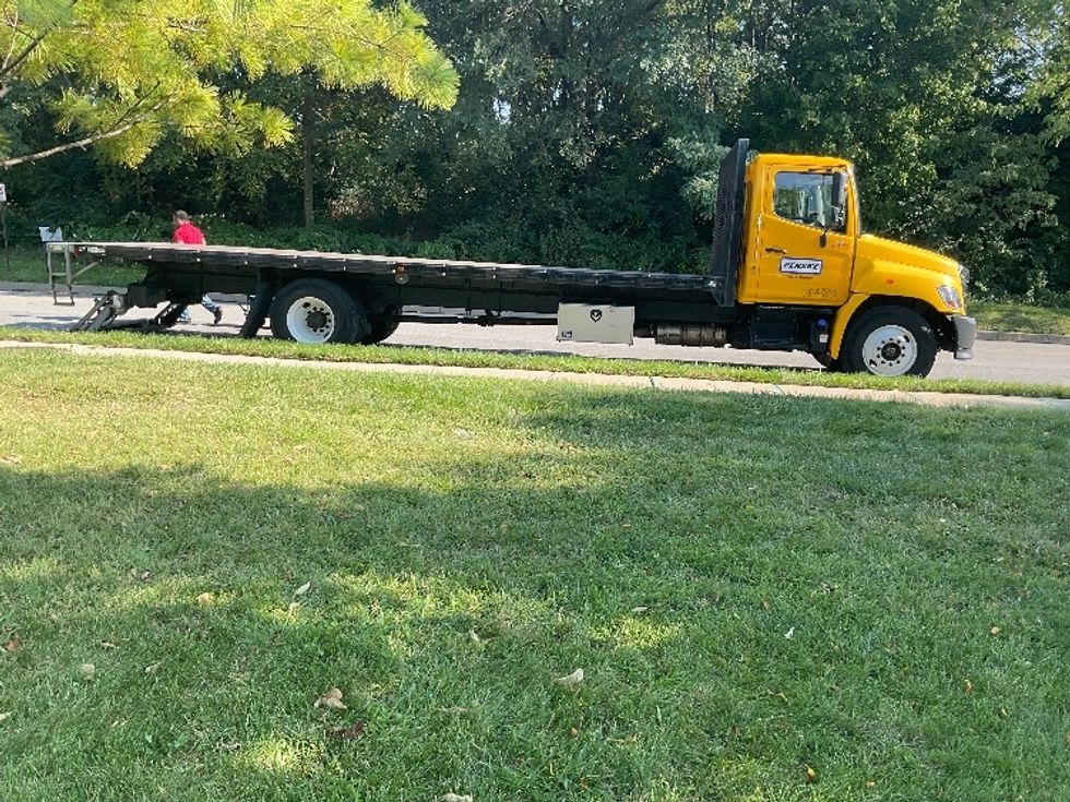 Flatbed Truck-Light and Medium Duty Trucks-Hino-2023-L6-King Of Prussia-PA-36,617\n\t\tmiles-$ 82,000 - Image 15