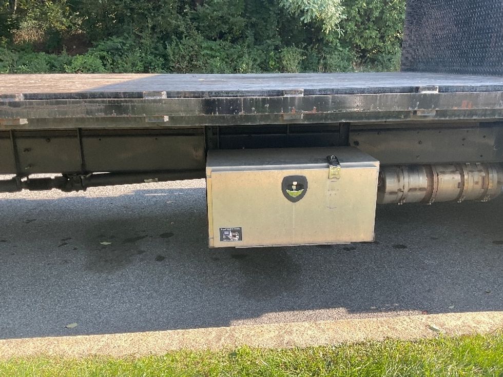 Flatbed Truck-Light and Medium Duty Trucks-Hino-2023-L6-King Of Prussia-PA-36,617\n\t\tmiles-$ 82,000 - Image 26