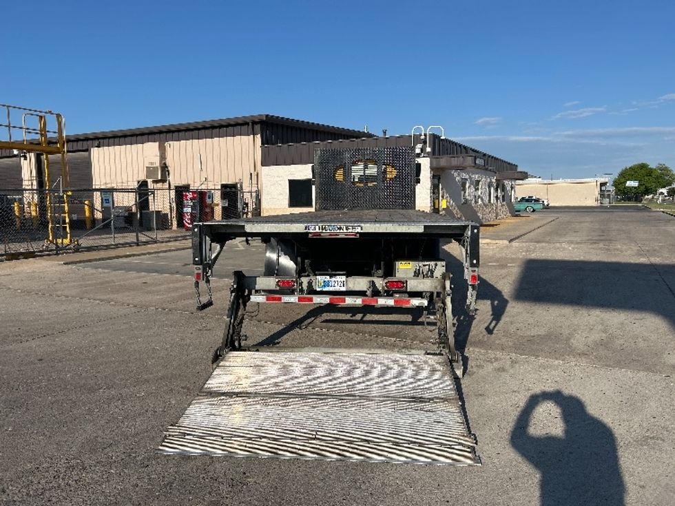 Flatbed Truck-Light and Medium Duty Trucks-Hino-2023-L6-Oklahoma City-OK-93,566\n\t\tmiles-$ 78,000 - Image 9