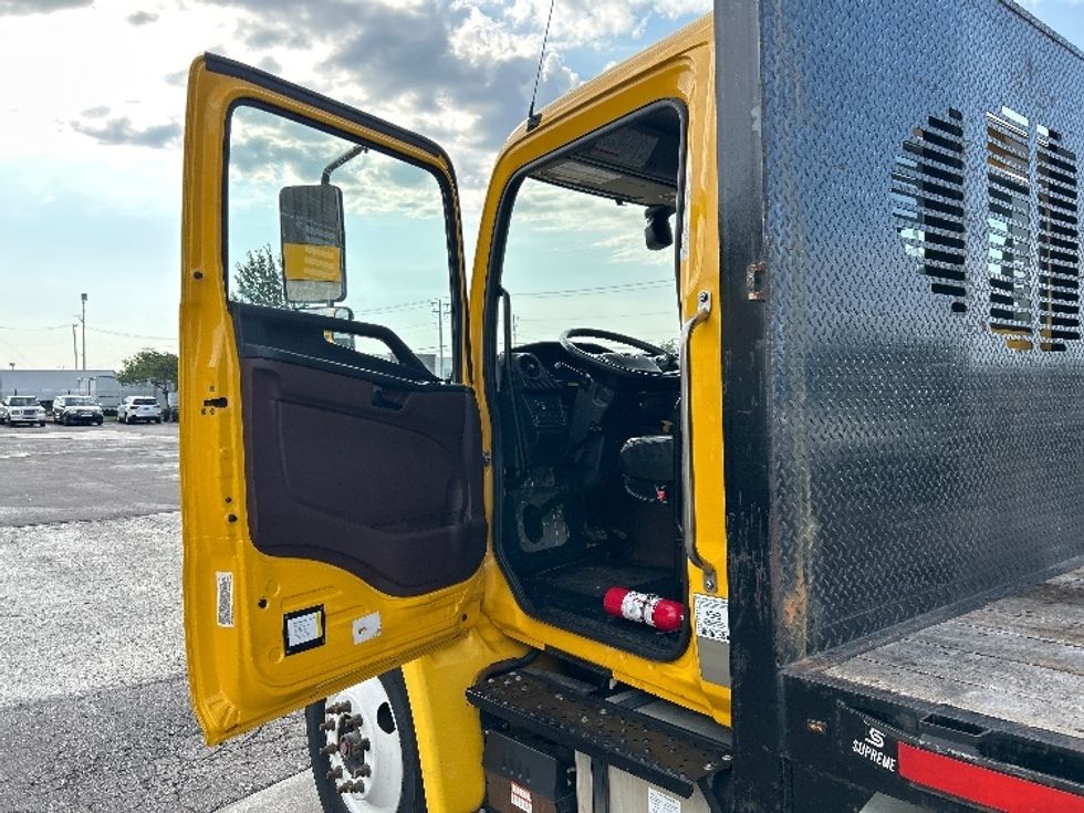 Flatbed Truck-Light and Medium Duty Trucks-Hino-2023-L6-Oklahoma City-OK-93,566\n\t\tmiles-$ 80,250 - Image 12
