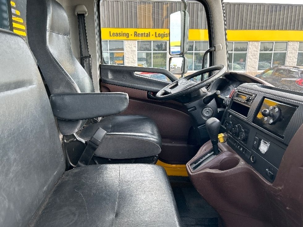 Flatbed Truck-Light and Medium Duty Trucks-Hino-2023-L6-Oklahoma City-OK-93,566\n\t\tmiles-$ 80,250 - Image 18
