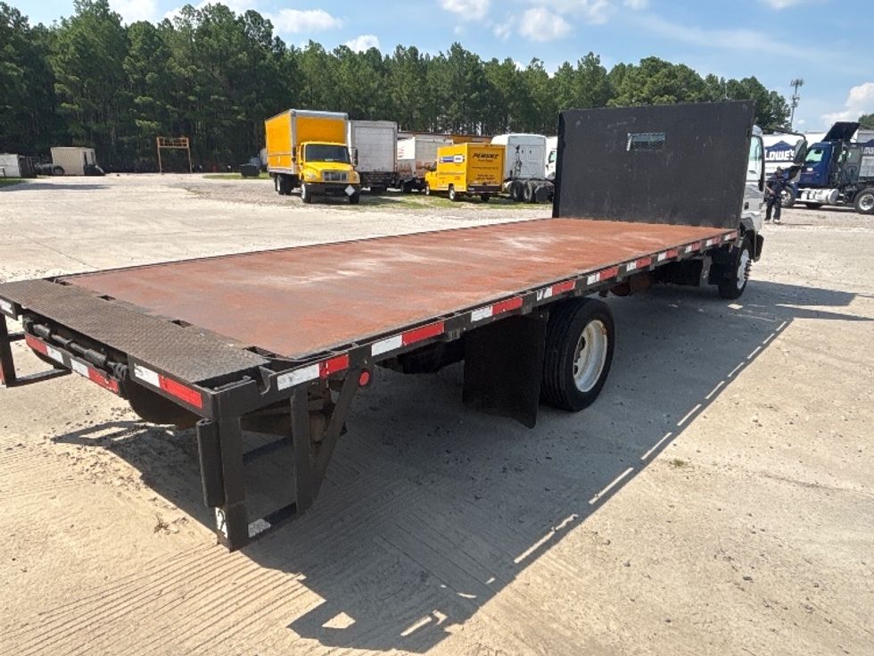Flatbed Truck-Light and Medium Duty Trucks-International-2006-CF600-Fayetteville-NC-151,478\n\t\tmiles-$ 8,000 - Image 13