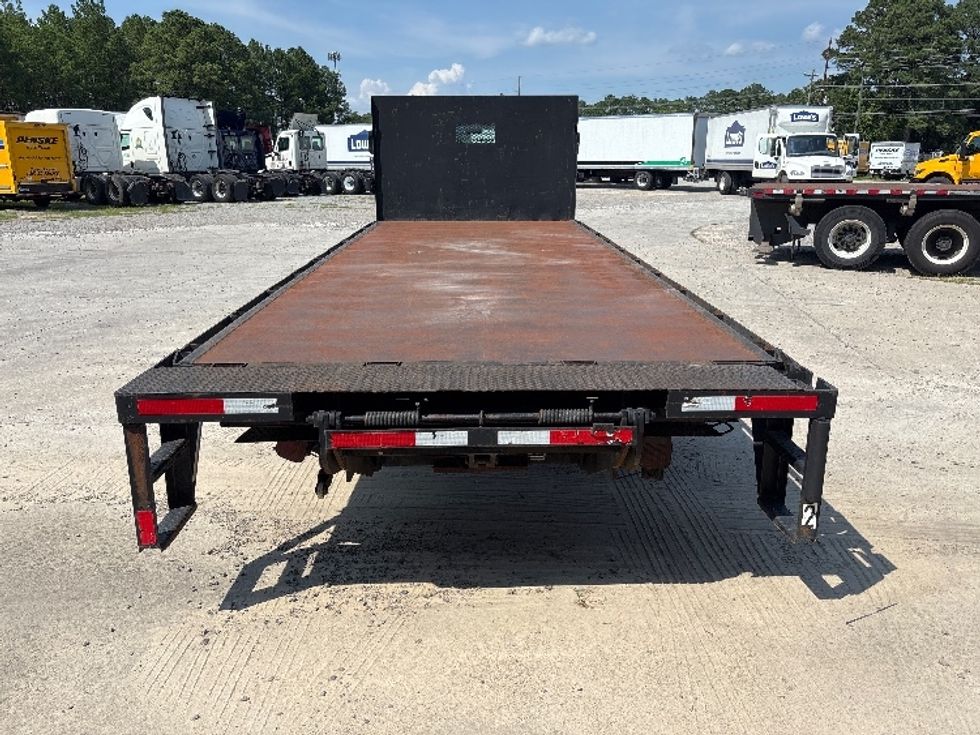 Flatbed Truck-Light and Medium Duty Trucks-International-2006-CF600-Fayetteville-NC-151,478\n\t\tmiles-$ 8,000 - Image 7