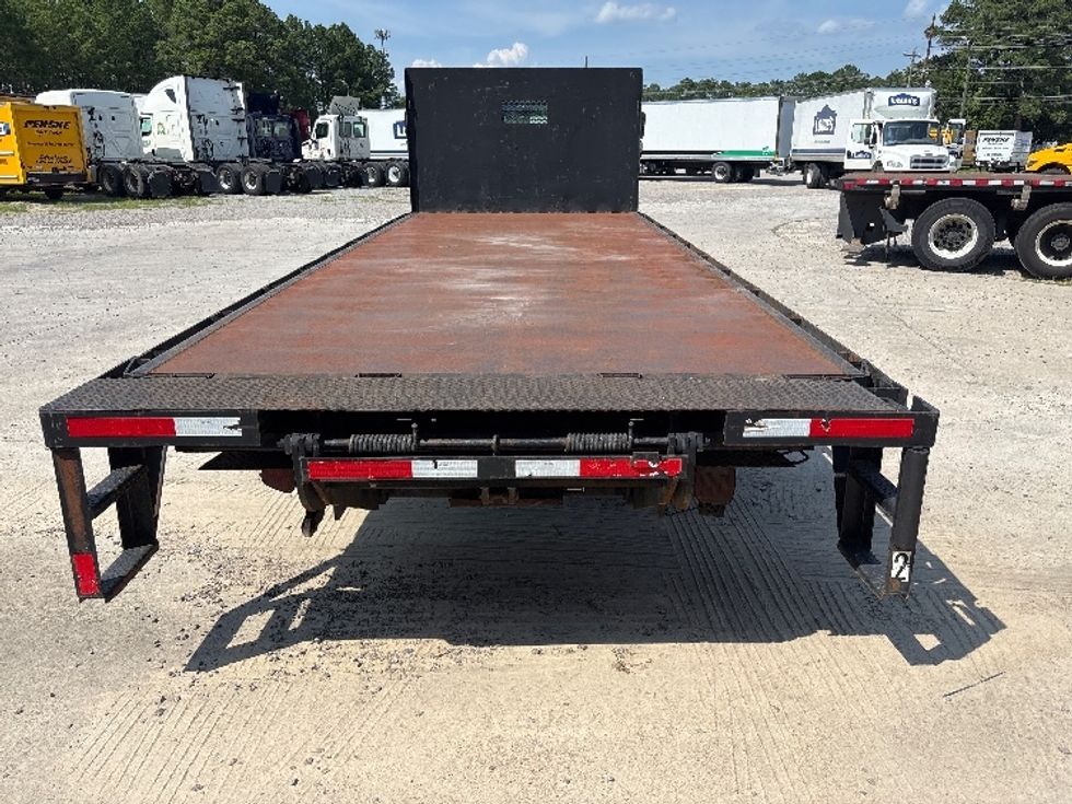 Flatbed Truck-Light and Medium Duty Trucks-International-2006-CF600-Fayetteville-NC-151,478\n\t\tmiles-$ 8,000 - Image 8