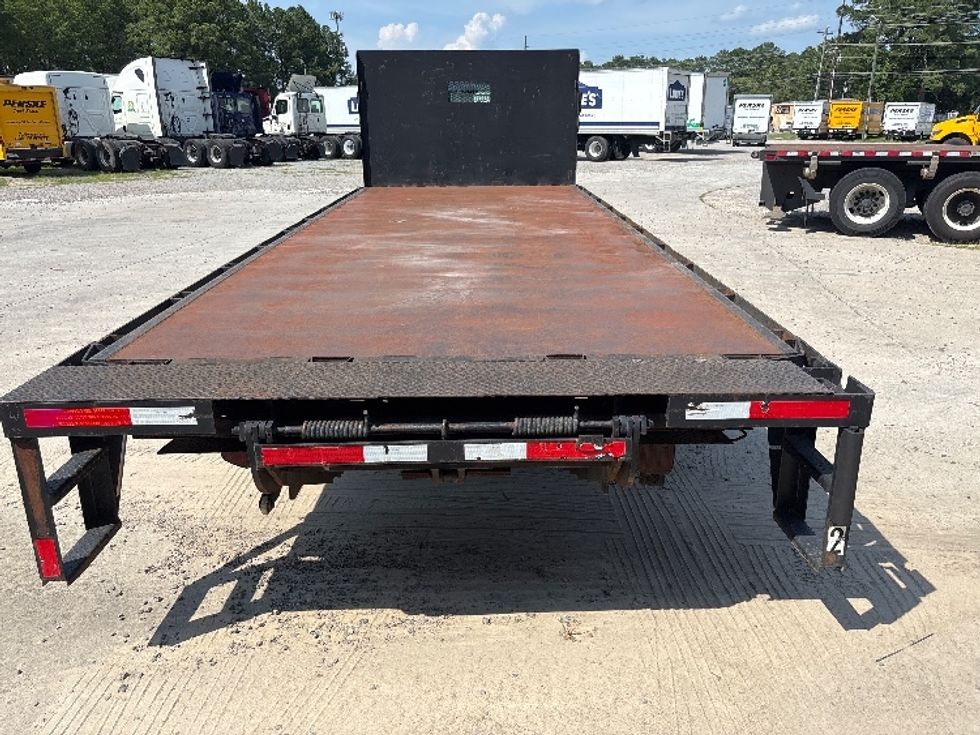Flatbed Truck-Light and Medium Duty Trucks-International-2006-CF600-Fayetteville-NC-151,478\n\t\tmiles-$ 8,000 - Image 9