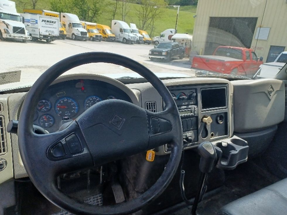 Flatbed Truck-Light and Medium Duty Trucks-International-2012-4400-Huntington-WV-228,012\n\t\tmiles-$ 24,000 - Image 18