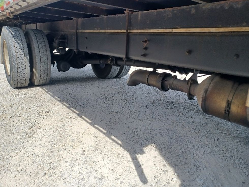 Flatbed Truck-Light and Medium Duty Trucks-International-2014-4300-Huntington-WV-197,315\n\t\tmiles-$ 26,500 - Image 14