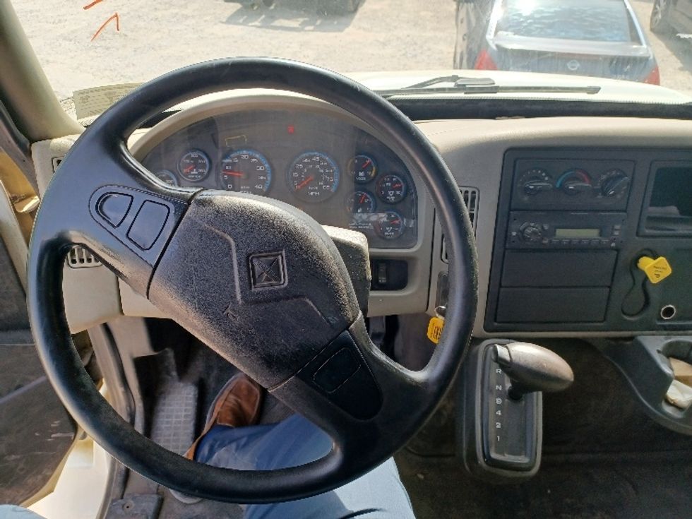 Flatbed Truck-Light and Medium Duty Trucks-International-2014-4300-Huntington-WV-197,315\n\t\tmiles-$ 26,500 - Image 18