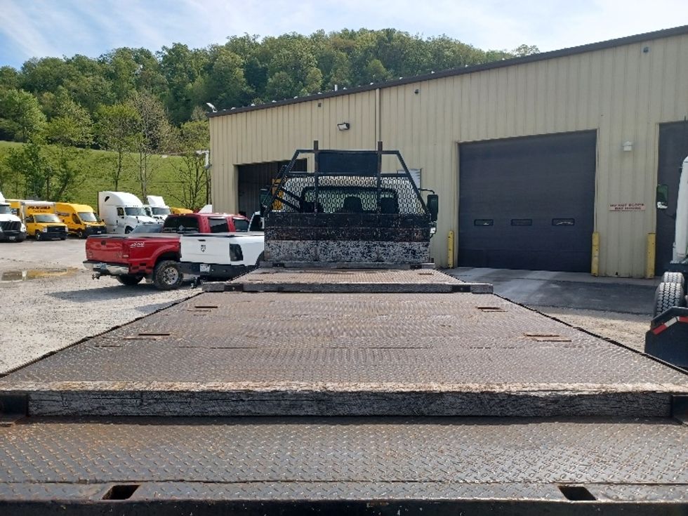 Flatbed Truck-Light and Medium Duty Trucks-International-2014-4300-Huntington-WV-197,315\n\t\tmiles-$ 26,500 - Image 8
