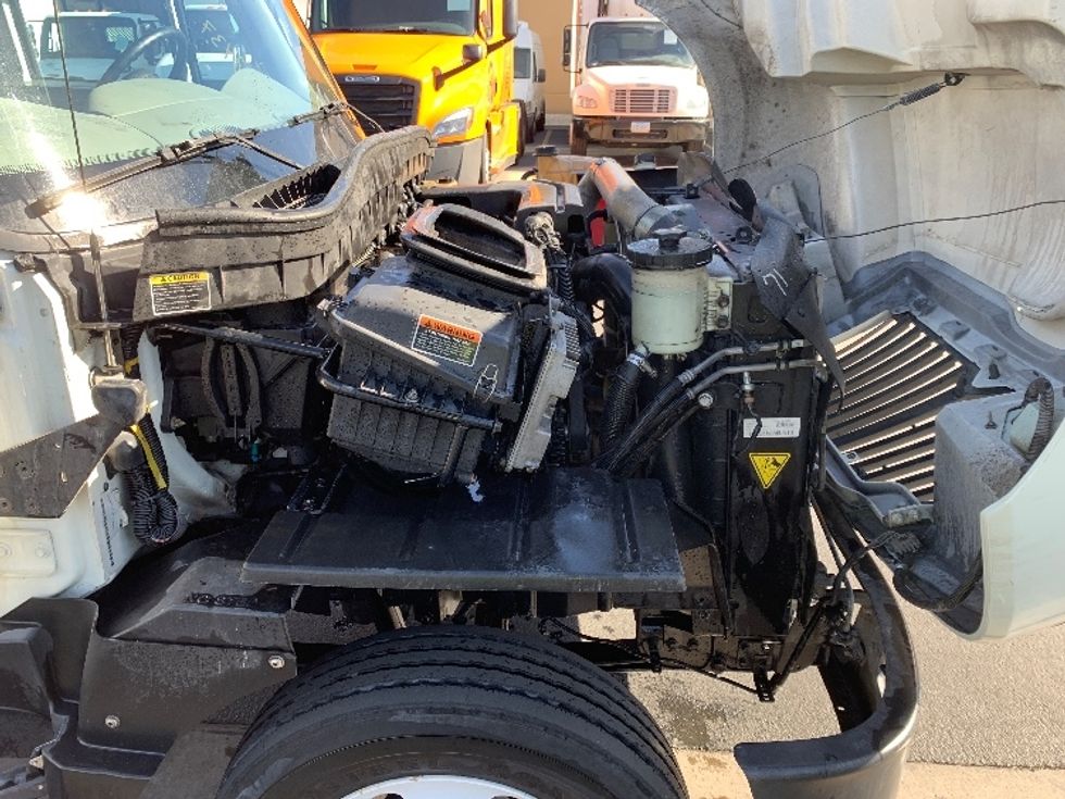 Flatbed Truck-Light and Medium Duty Trucks-International-2016-TERASTAR-Las Vegas-NV-109,929\n\t\tmiles-$ 36,000 - Image 27