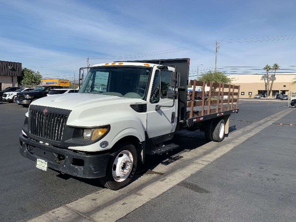 Flatbed Truck-Light and Medium Duty Trucks-International-2016-TERASTAR-Las Vegas-NV-109,929\n\t\tmiles-$ 36,000 - Image 3