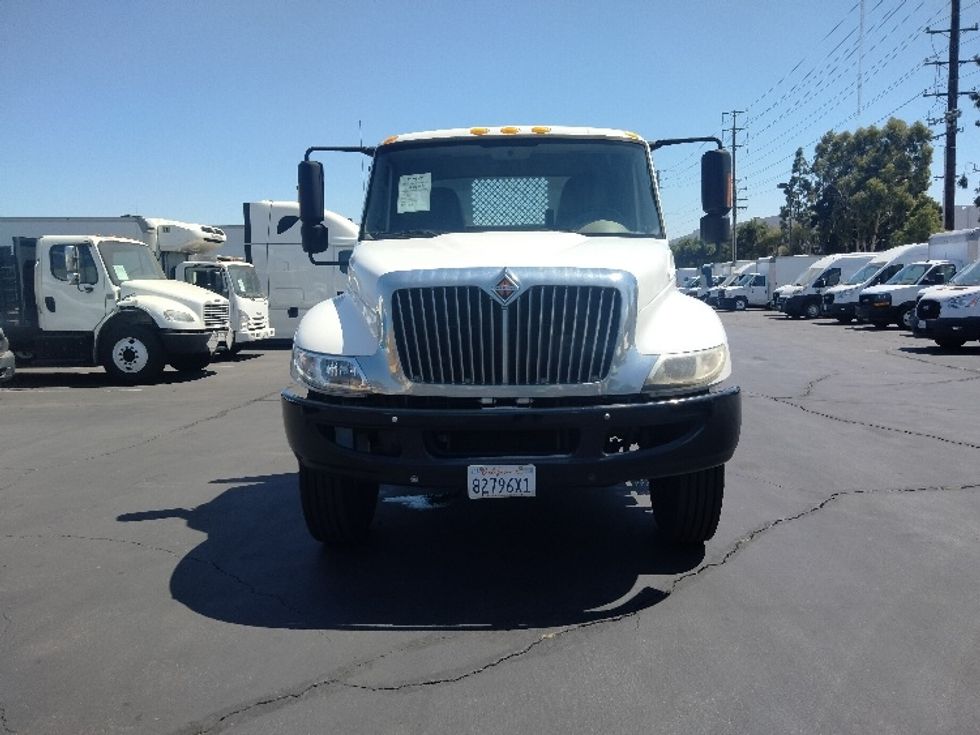 Flatbed Truck-Light and Medium Duty Trucks-International-2017-4300-Torrance-CA-239,051\n\t\tmiles-$ 25,250 - Image 2
