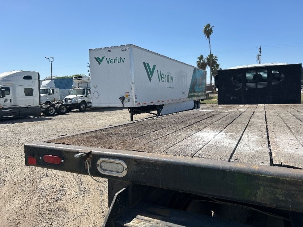 Flatbed Truck-Light and Medium Duty Trucks-International-2017-4400-Fresno-CA-214,795\n\t\tmiles-$ 61,750 - Image 10