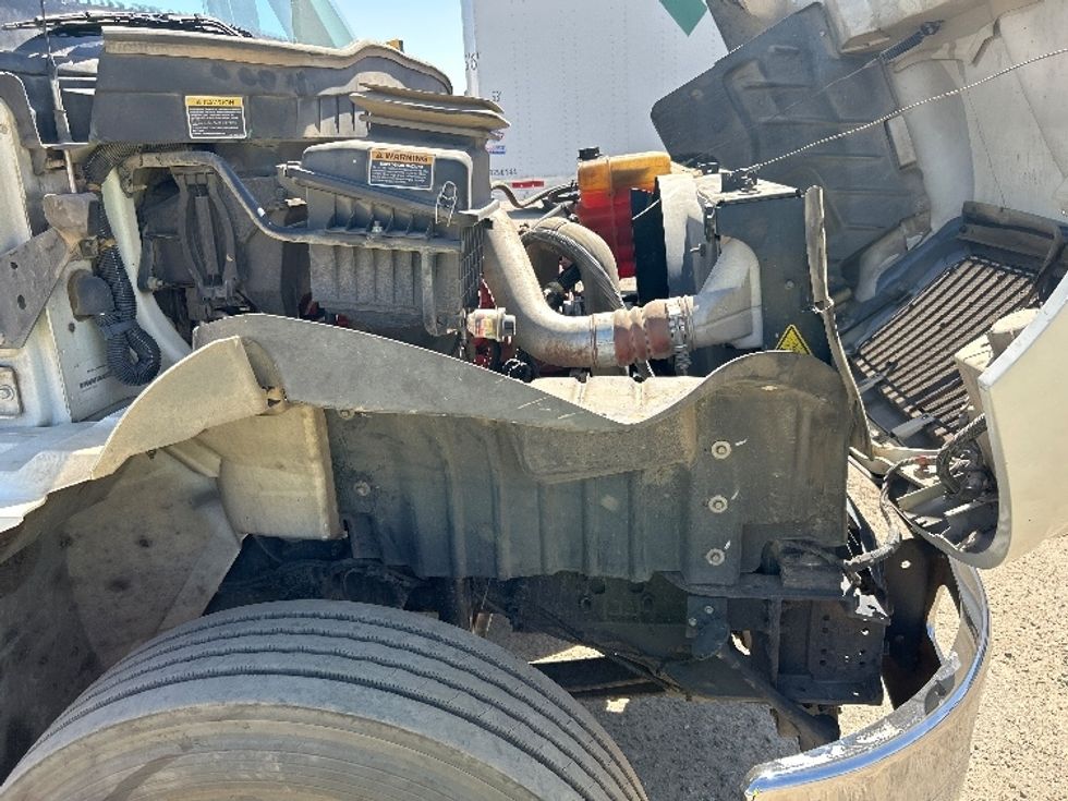 Flatbed Truck-Light and Medium Duty Trucks-International-2017-4400-Fresno-CA-214,795\n\t\tmiles-$ 61,750 - Image 22