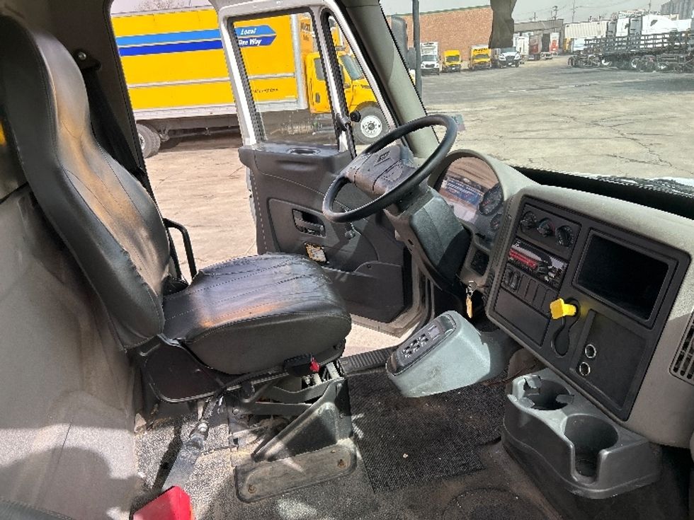 Flatbed Truck-Light and Medium Duty Trucks-International-2017-4400-Sturtevant-WI-193,429\n\t\tmiles-$ 65,000 - Image 21