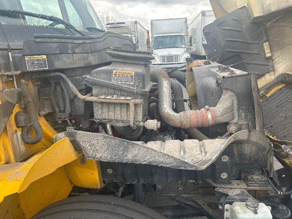 Flatbed Truck-Light and Medium Duty Trucks-International-2018-4300-Indianapolis-IN-249,483\n\t\tmiles-$ 31,750 - Image 20