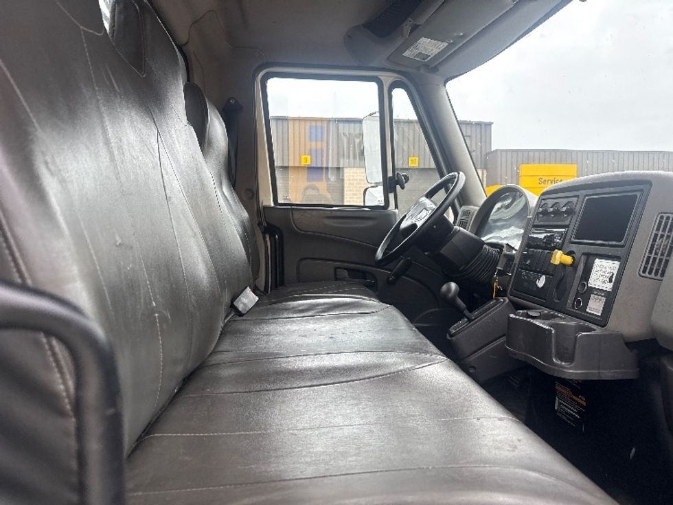 Flatbed Truck-Light and Medium Duty Trucks-International-2018-4300-Jessup-MD-168,419\n\t\tmiles-$ 35,500 - Image 18