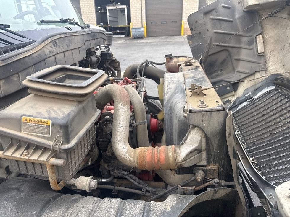Flatbed Truck-Light and Medium Duty Trucks-International-2018-4300-Jessup-MD-168,419\n\t\tmiles-$ 35,500 - Image 19