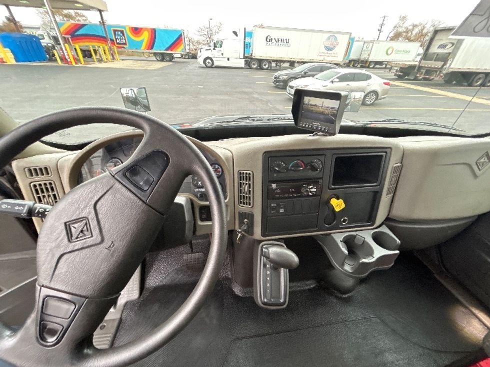 Flatbed Truck-Light and Medium Duty Trucks-International-2018-4300-Milwaukee-WI-209,380\n\t\tmiles-$ 41,250 - Image 14