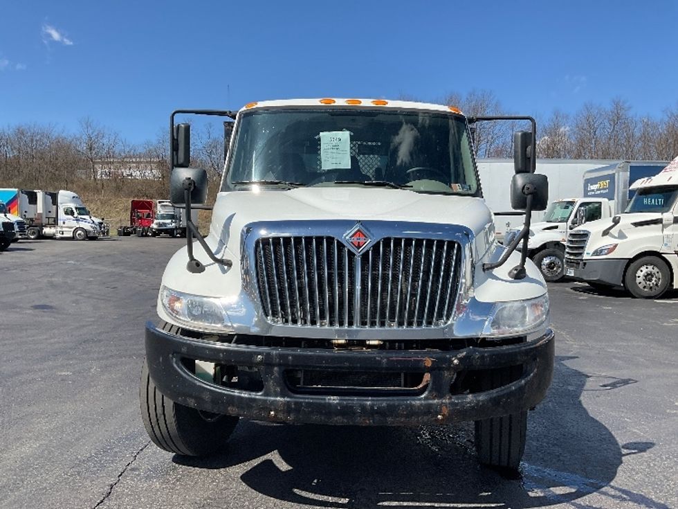 Flatbed Truck-Light and Medium Duty Trucks-International-2018-4300-Mount Pleasant-PA-216,253\n\t\tmiles-$ 39,750 - Image 2