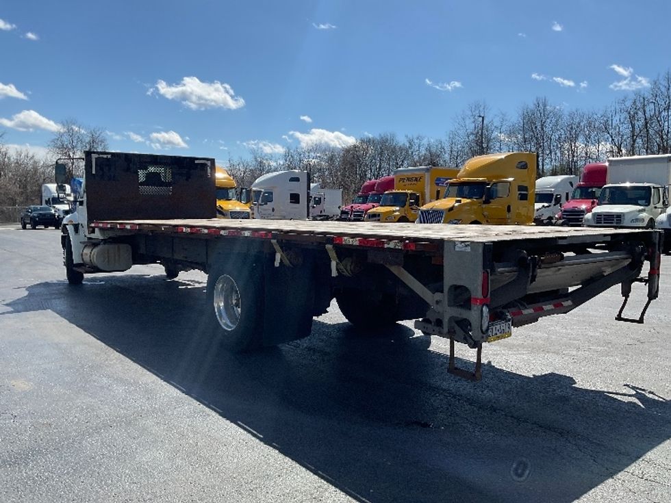 Flatbed Truck-Light and Medium Duty Trucks-International-2018-4300-Mount Pleasant-PA-216,253\n\t\tmiles-$ 39,750 - Image 6
