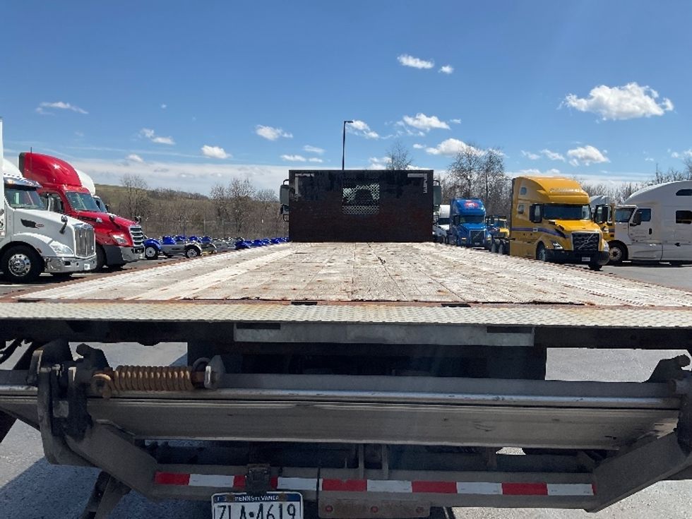 Flatbed Truck-Light and Medium Duty Trucks-International-2018-4300-Mount Pleasant-PA-216,253\n\t\tmiles-$ 39,750 - Image 8