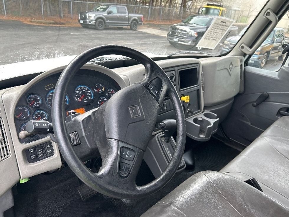 Flatbed Truck-Light and Medium Duty Trucks-International-2018-4300-Prince George-VA-30,448\n\t\tmiles-$ 55,000 - Image 18