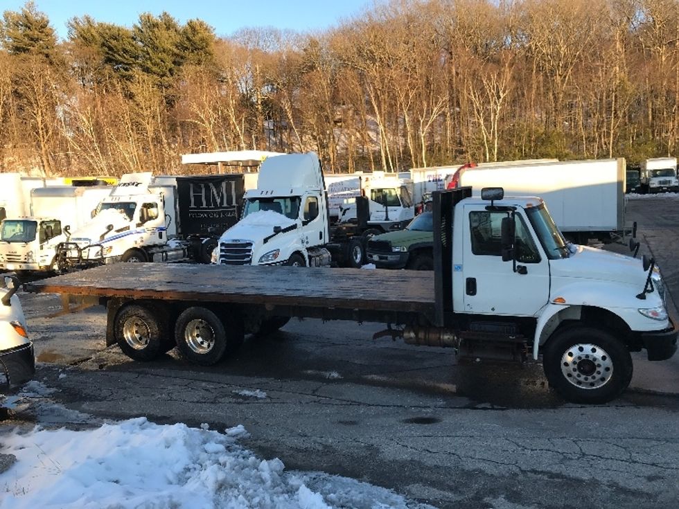 2018 International 4400 DuraStar 4400 photo 9