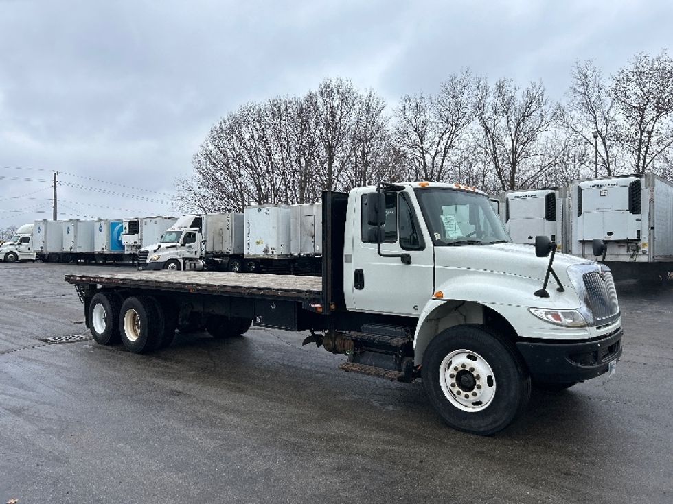 Flatbed Truck-Light and Medium Duty Trucks-International-2018-4400-Piqua-OH-233,077\n\t\tmiles-$ 52,750 - Image 1