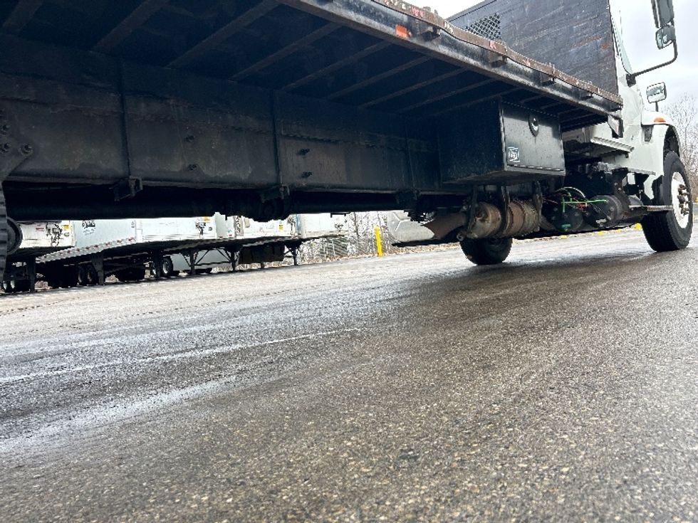 Flatbed Truck-Light and Medium Duty Trucks-International-2018-4400-Piqua-OH-233,077\n\t\tmiles-$ 52,750 - Image 11