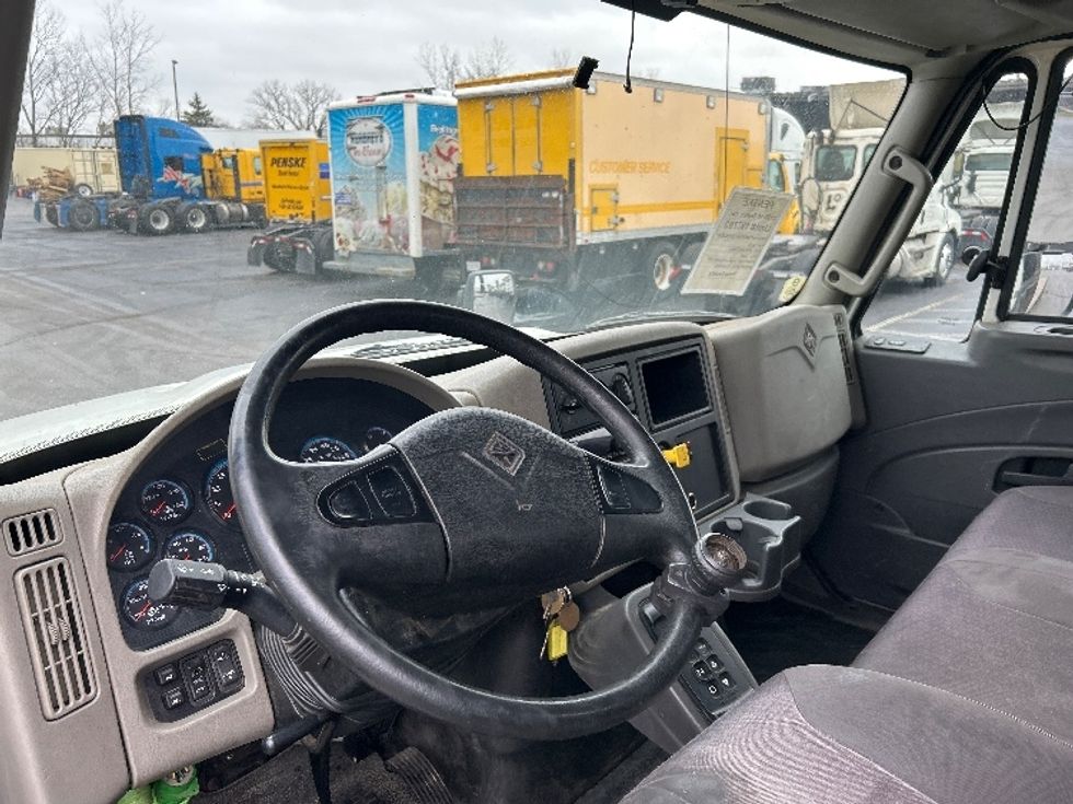 Flatbed Truck-Light and Medium Duty Trucks-International-2018-4400-Piqua-OH-233,077\n\t\tmiles-$ 52,750 - Image 14