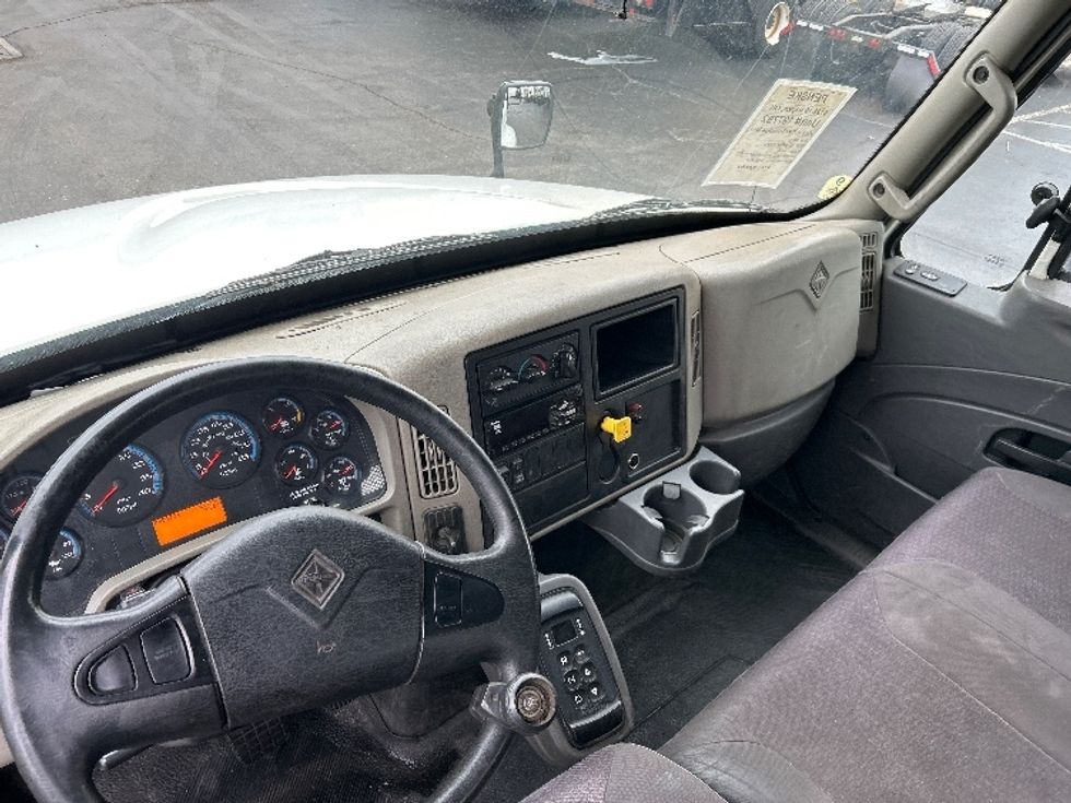 Flatbed Truck-Light and Medium Duty Trucks-International-2018-4400-Piqua-OH-233,077\n\t\tmiles-$ 52,750 - Image 15