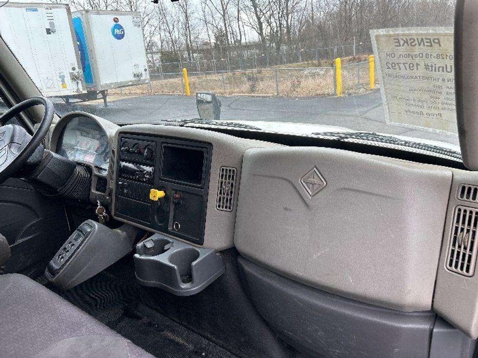 Flatbed Truck-Light and Medium Duty Trucks-International-2018-4400-Piqua-OH-233,077\n\t\tmiles-$ 52,750 - Image 18