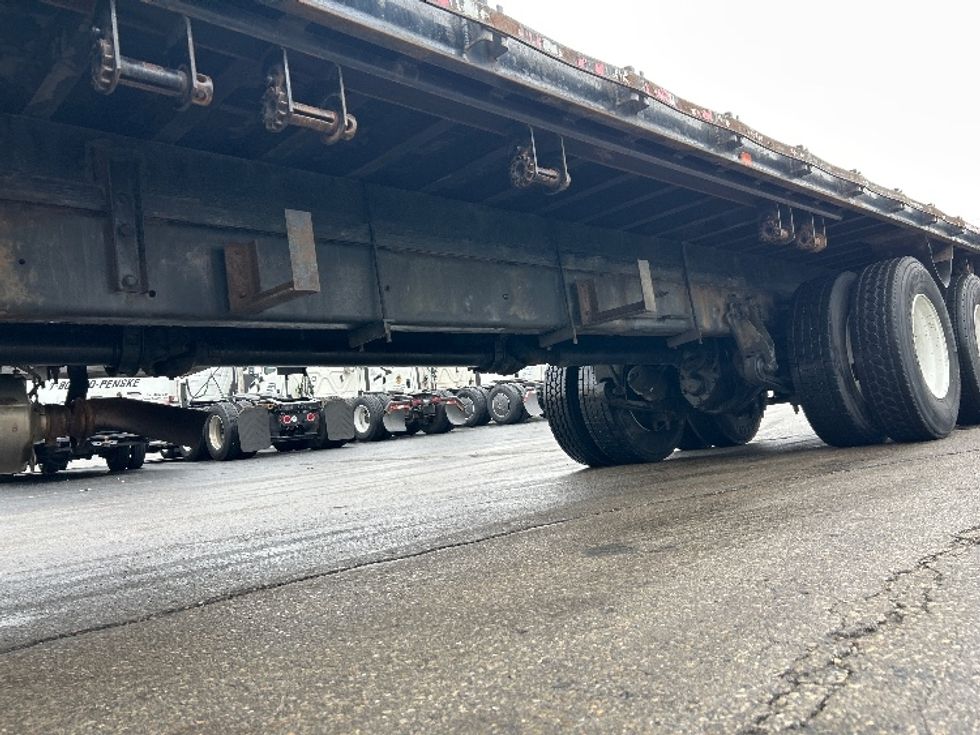 Flatbed Truck-Light and Medium Duty Trucks-International-2018-4400-Piqua-OH-233,077\n\t\tmiles-$ 52,750 - Image 5