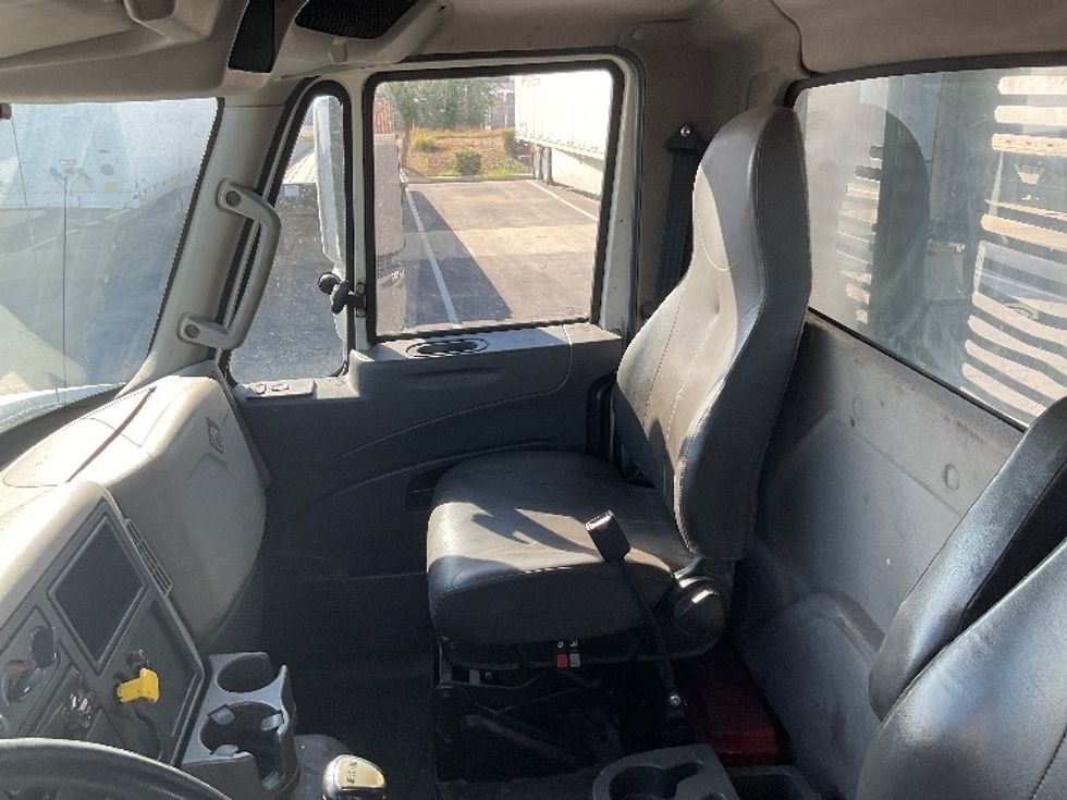 Flatbed Truck-Light and Medium Duty Trucks-International-2018-7600-Phoenix-AZ-199,133\n\t\tmiles-$ 60,250 - Image 15