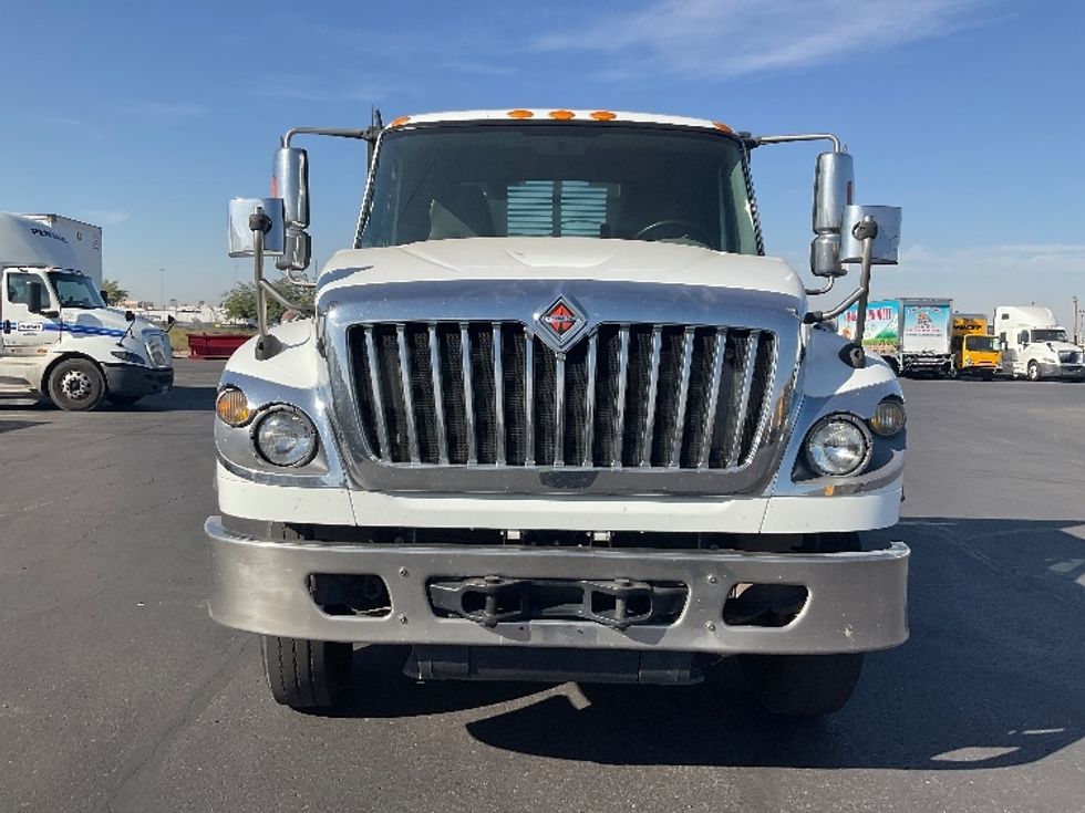 Flatbed Truck-Light and Medium Duty Trucks-International-2018-7600-Phoenix-AZ-199,133\n\t\tmiles-$ 60,250 - Image 2